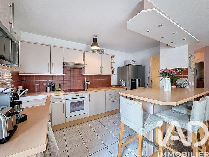 Appartement - 100 m² - 5 pièces