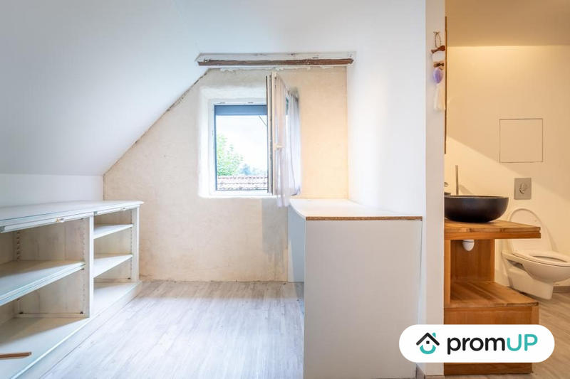 Maison traditionnelle - 177 m² - 4 pièces