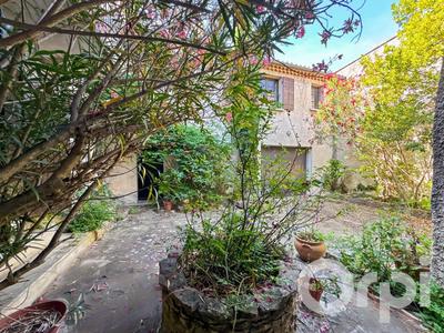 Maison - 278 m² - 7 pièces