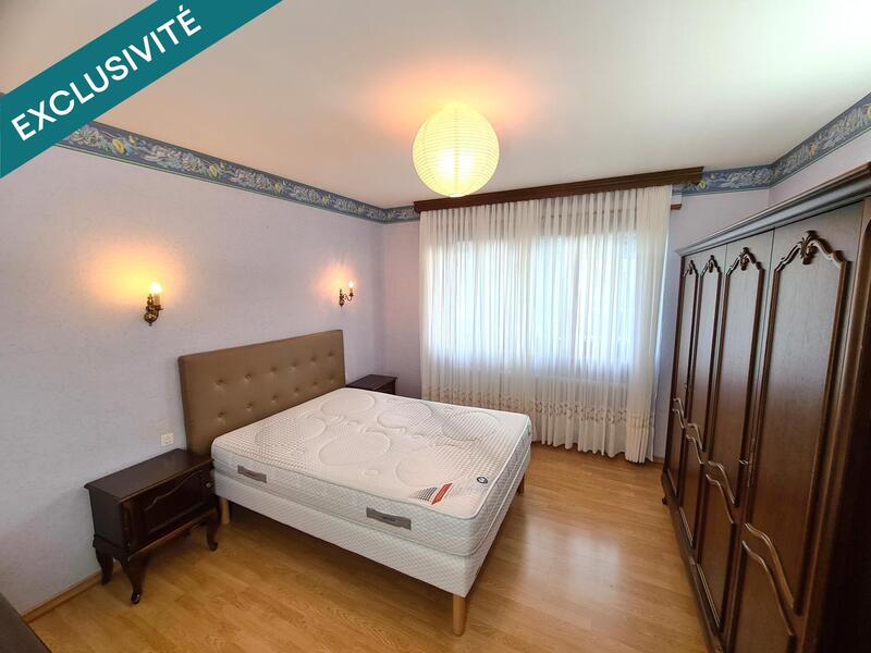 Maison - 262 m² - 12 pièces