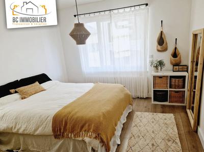 Appartement - 88 m² - 4 pièces