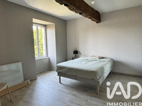 Maison - 277 m² - 6 pièces