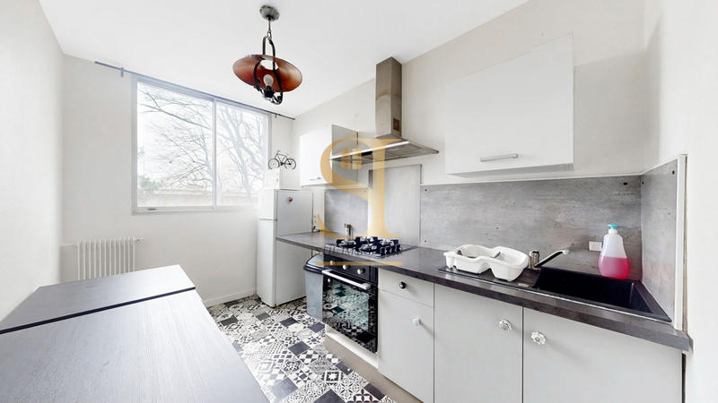 Appartement - 87 m² - 4 pièces