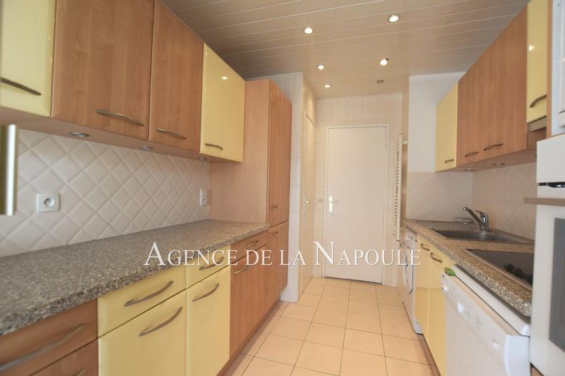 Appartement - 80 m² - 3 pièces