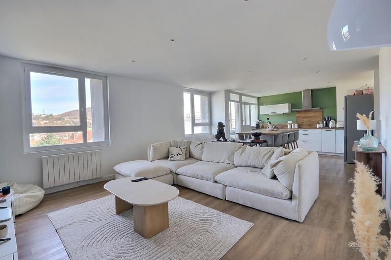 Appartement - 75 m² - 3 pièces