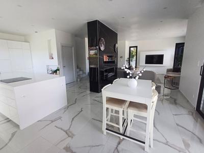 Maison contemporaine - 168 m² - 5 pièces