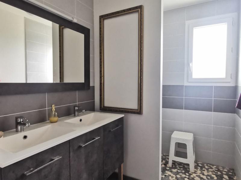 Maison contemporaine - 135 m² - 6 pièces