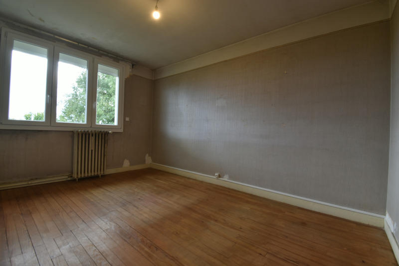 Maison - 81 m² - 5 pièces