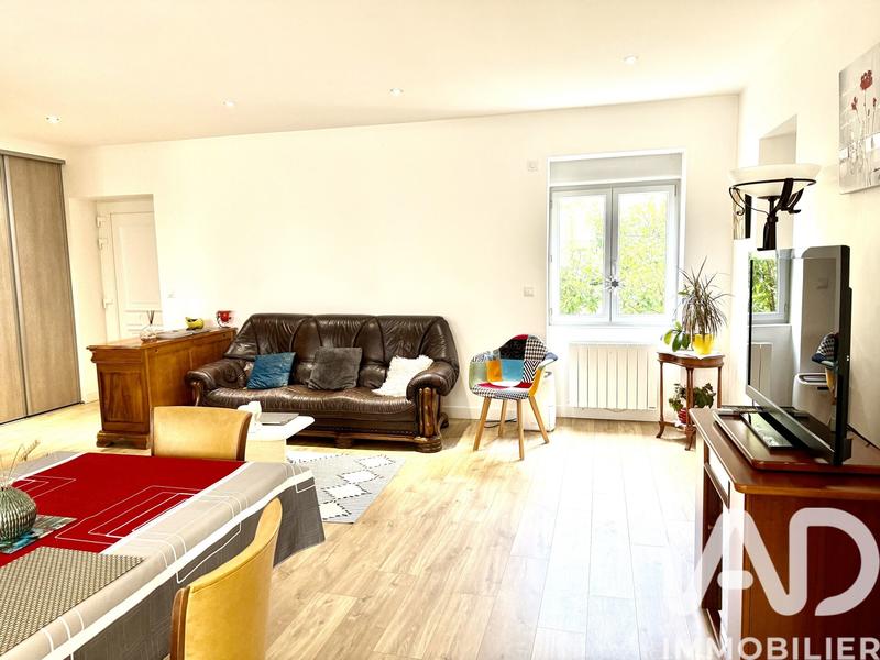 Appartement - 94 m² - 4 pièces