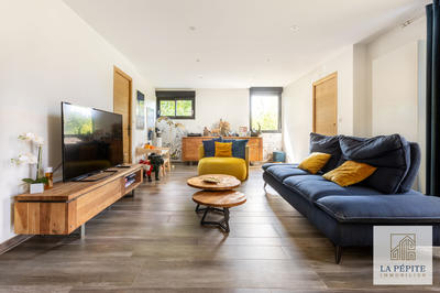 Maison - 173 m² - 9 pièces