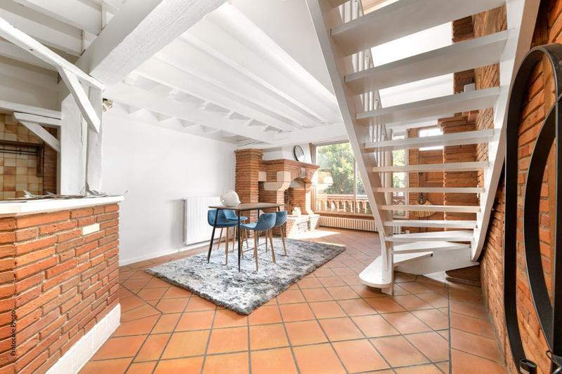 Maison - 210 m² - 5 pièces