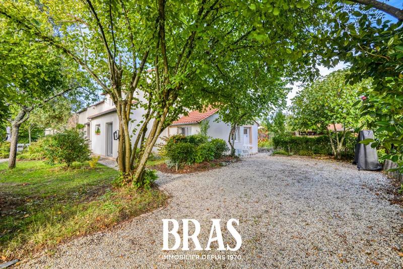 Maison - 148 m² - 8 pièces