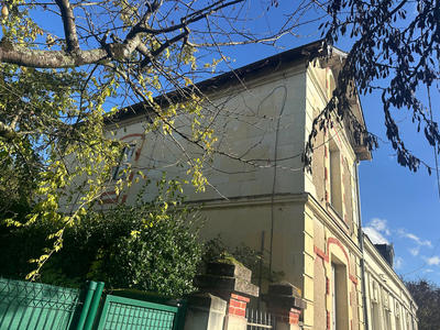 Maison en pierre - 93 m² - 5 pièces