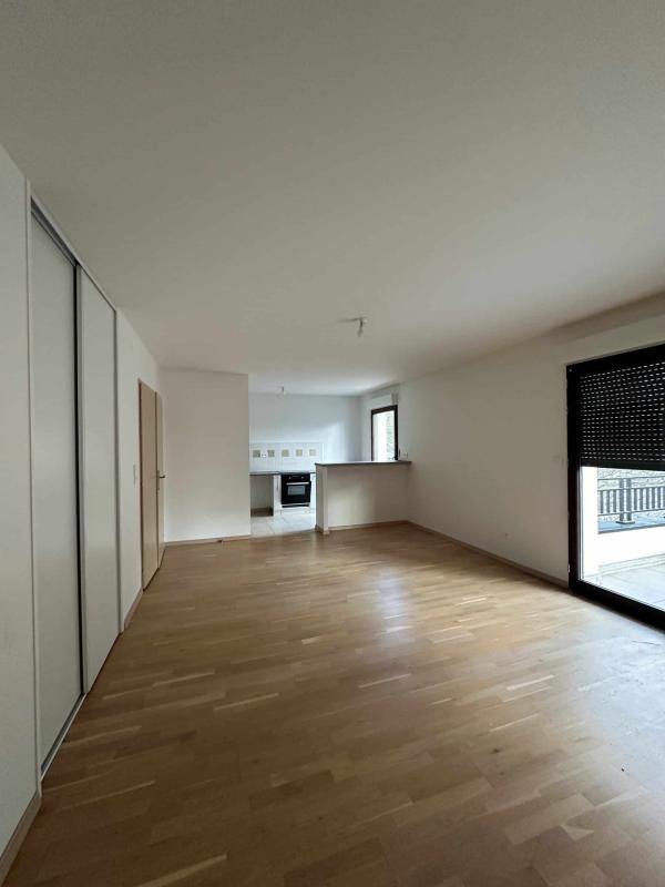 Appartement - 64 m² - 3 pièces