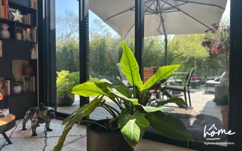 Maison contemporaine - 300 m² - 10 pièces