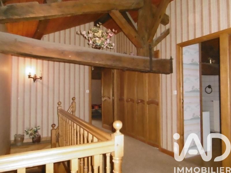 Maison - 199 m² - 7 pièces