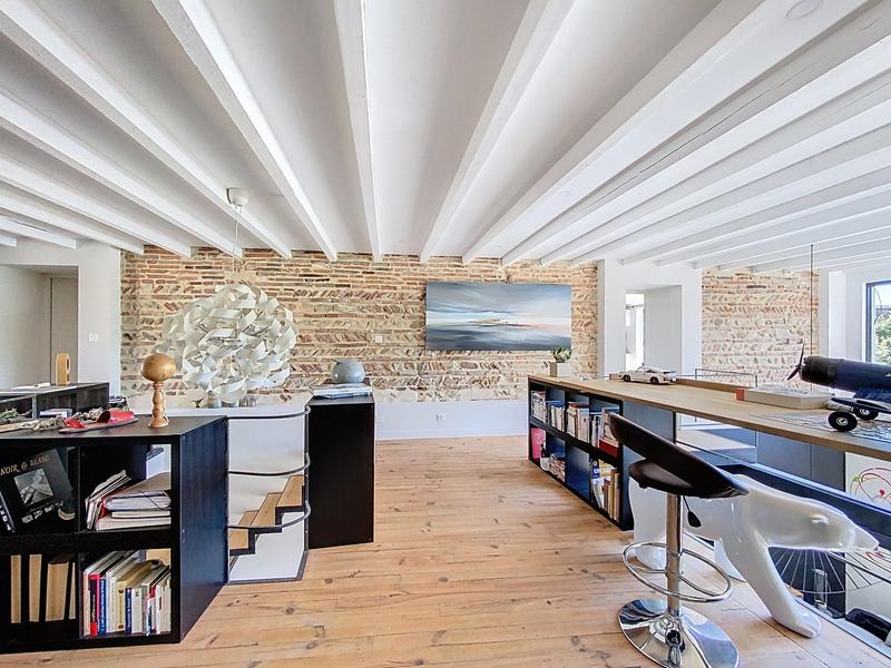 Maison - 263 m² - 7 pièces