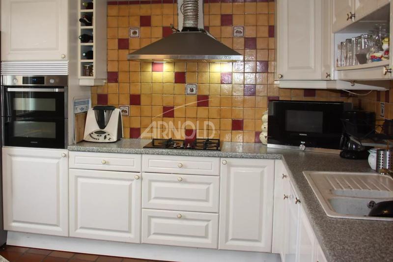 Maison - 168 m² - 7 pièces