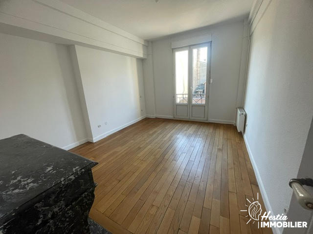 Appartement - 107 m² - 6 pièces