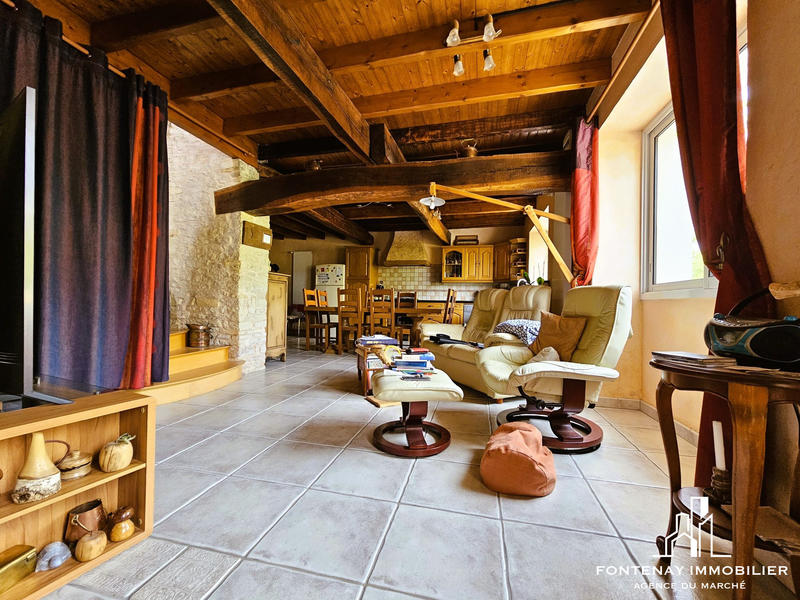 Maison - 198 m² - 7 pièces