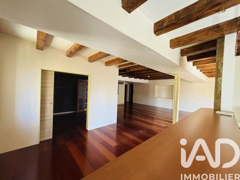 Loft - 140 m² - 3 pièces