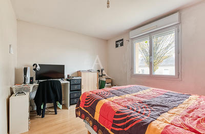 Maison - 92 m² - 6 pièces