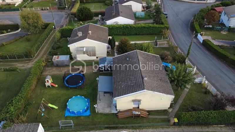 Maison traditionnelle - 157 m² - 5 pièces