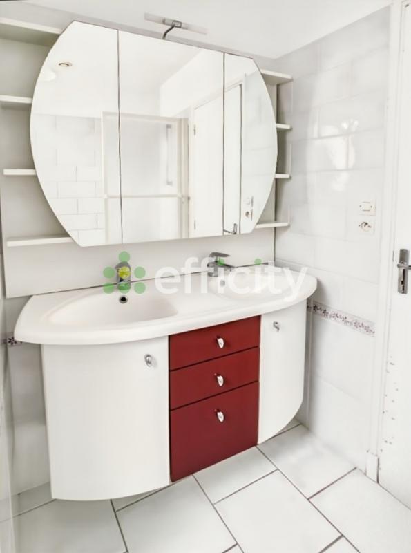 Maison - 176 m² - 9 pièces