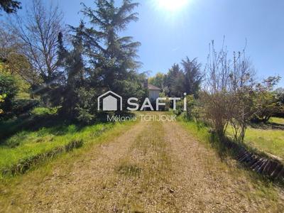 Maison - 187 m² - 9 pièces