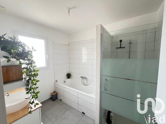 Maison - 143 m² - 6 pièces