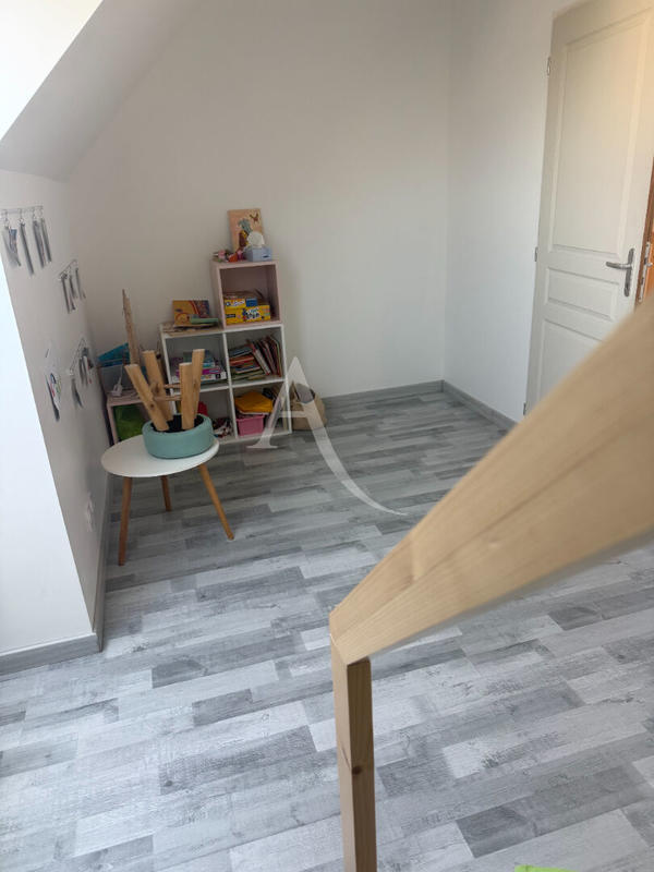 Maison - 98 m² - 4 pièces