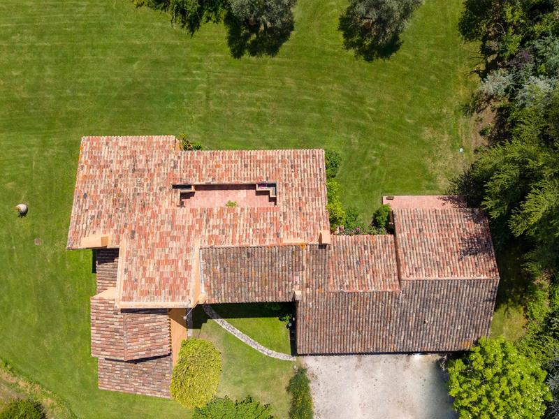 Propriété - 307 m² - 7 pièces