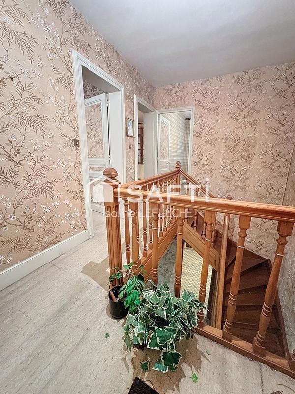 Maison - 142 m² - 6 pièces