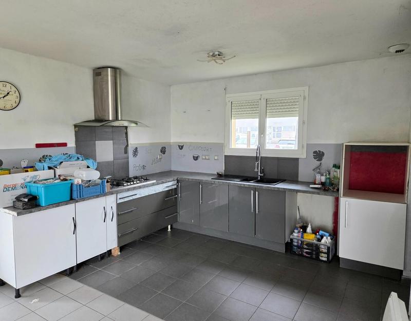 Maison - 100 m² - 5 pièces