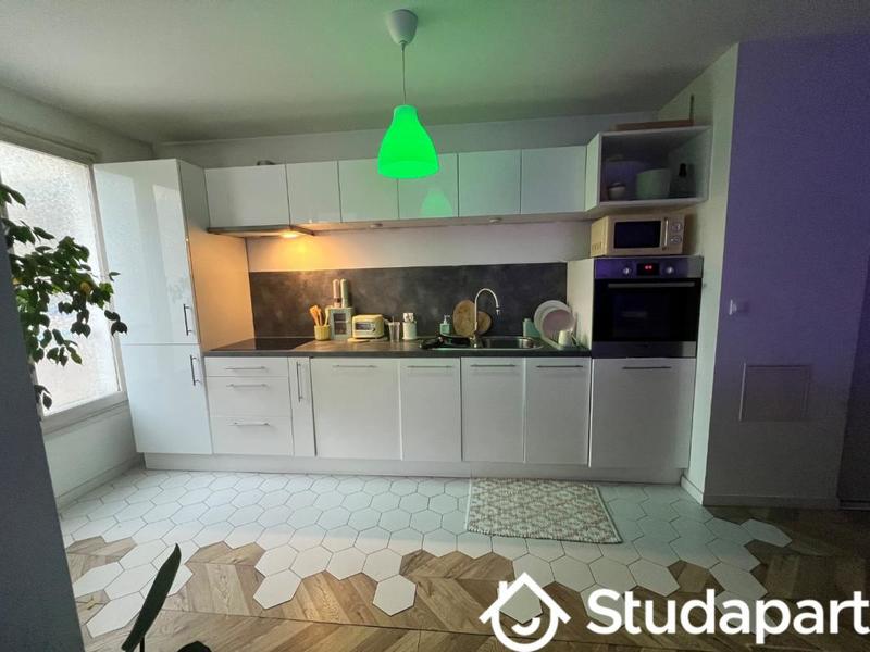 Chambre - 12 m² - 1 pièce