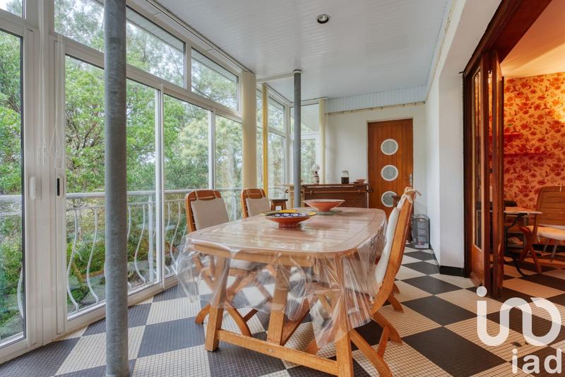 Maison - 195 m² - 12 pièces