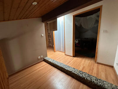 Local d'activités - 68 m²