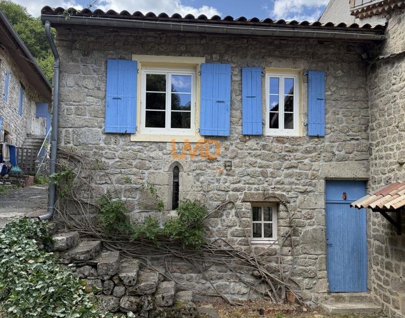 Maison en pierre - 44 m² - 2 pièces