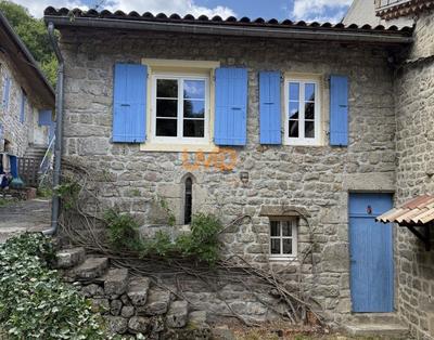 Maison en pierre - 44 m² - 2 pièces