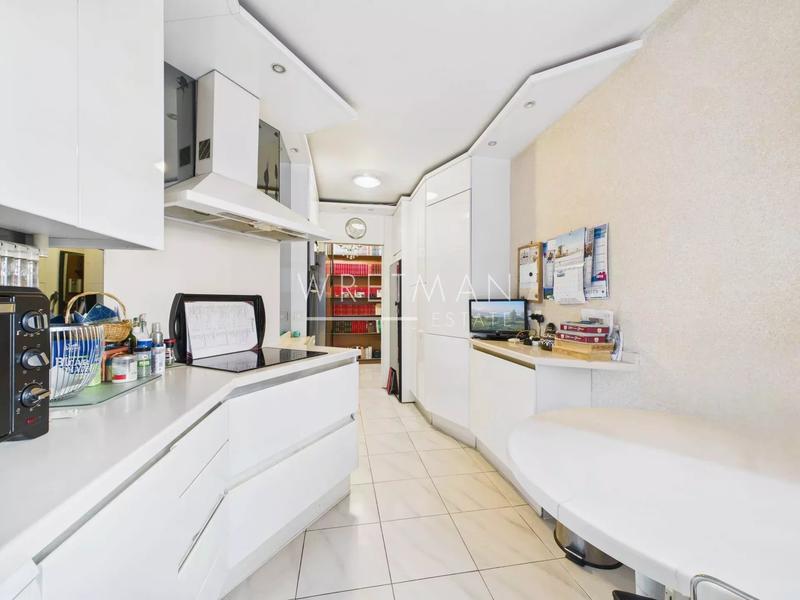 Appartement - 108 m² - 3 pièces