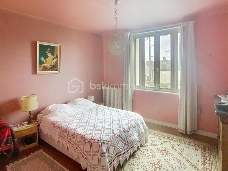 Maison - 241 m² - 6 pièces