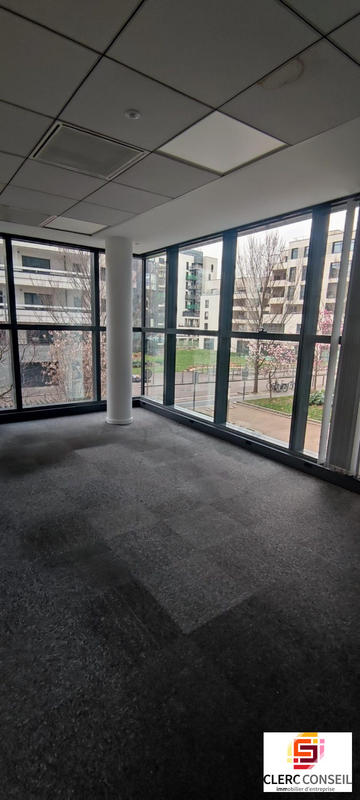 Bureau - 491 m²