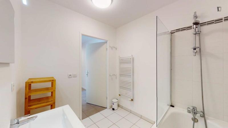 Chambre - 10 m² - 4 pièces