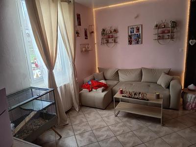 Maison - 80 m² - 5 pièces