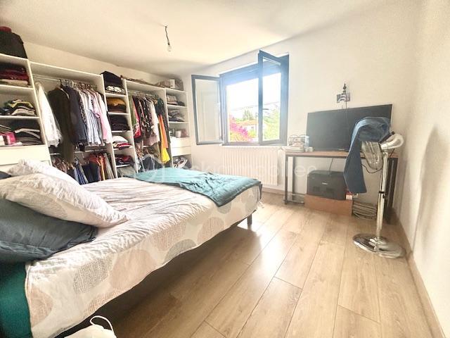 Maison - 96 m² - 5 pièces