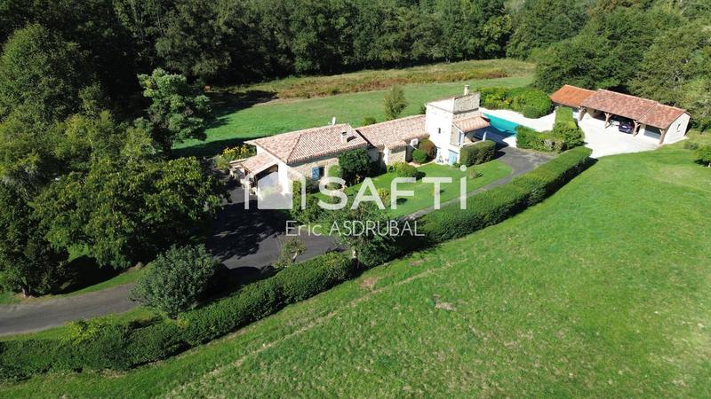 Maison - 140 m² - 6 pièces