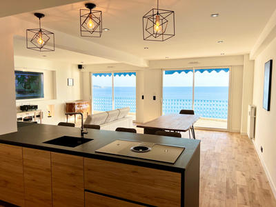 Appartement - 180 m² - 6 pièces