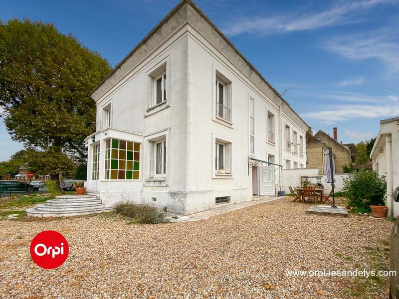 Maison - 186 m² - 7 pièces