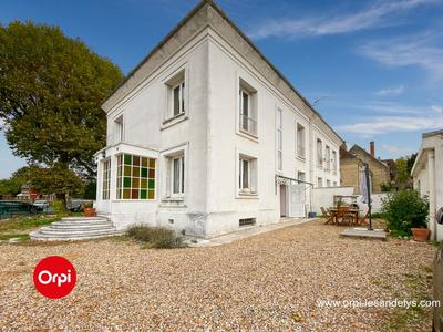 Maison - 186 m² - 7 pièces