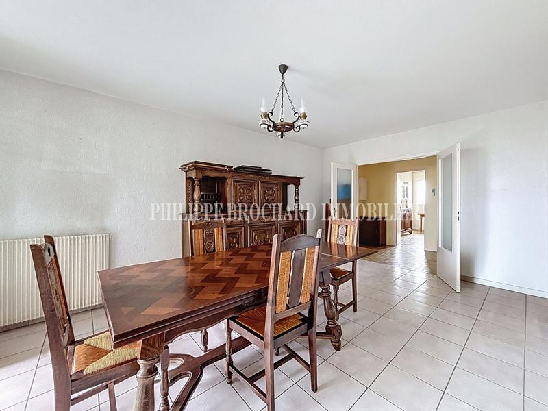 Appartement - 103 m² - 5 pièces